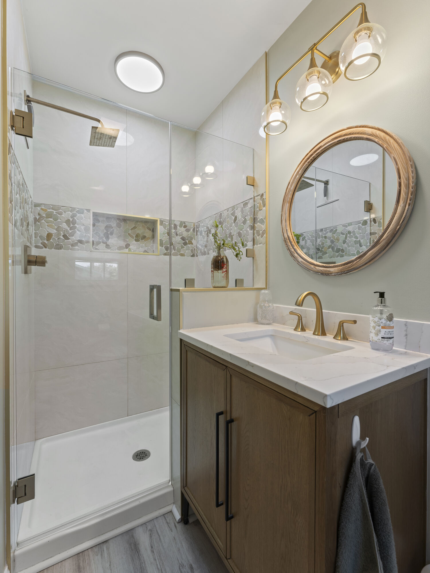 Contemporary Bathroom